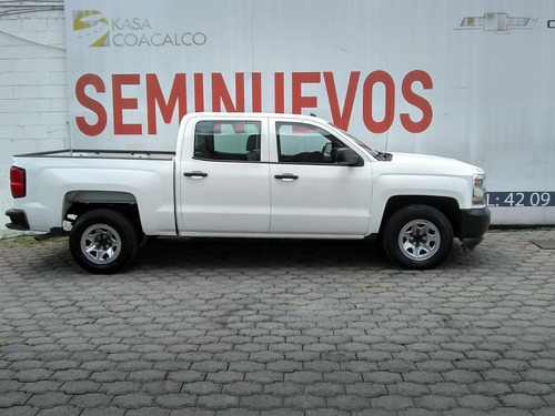 Imagen 7 de 8 de Chevrolet Silverado 2017 5.3 V8 2500 Ls Cabina Extendida 4x2