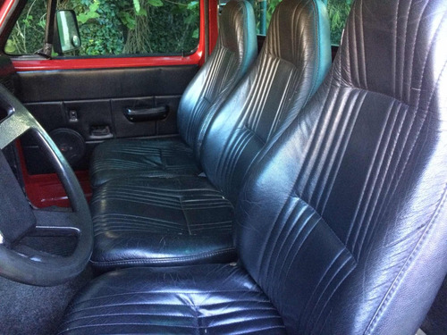 Chevrolet D-20 Custom Deluxe