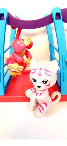 Fingerlings Interactivo Monkey Changuito /tigre / Perezoso Fiusha/blanco/morado (Usado)