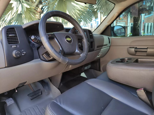 Chevrolet Silverado Ls