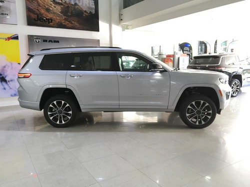 Imagen 4 de 18 de Jeep Grand Cherokee L Overland 4x4 2023