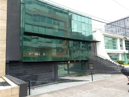 Alquiler Edificio De Tres Niveles En El Sector Chico En Bogota