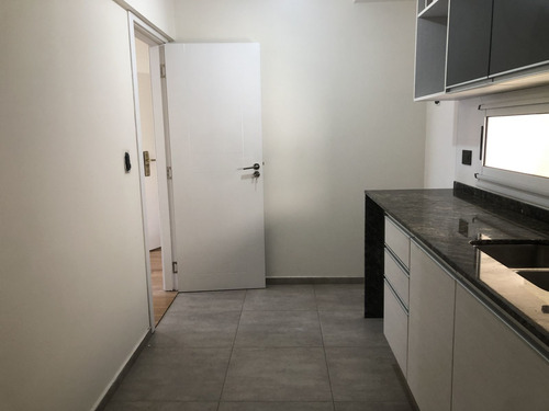 Imagen 5 de 14 de Venta Depto 1 Dormitorio B° Martin Nuevo