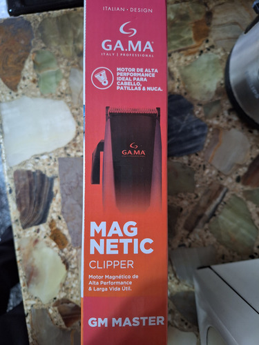 Cortadora De Pelo Gama Gm Master Motor Magnetico 10 Piezas