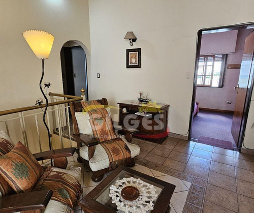 Venta Excelente Chalet 7 Amb. L. Del Mirador Apto Crédito