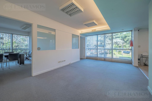 Alquiler De Oficina De 260 M2 En San Isidro