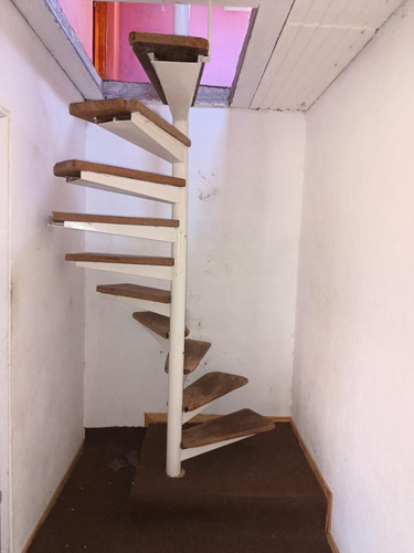 Casa Quinta Venta La Plata Ruta 2 Jardin Galería Parrilla Pileta Lote 3700 Mts Galpón