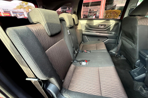 Toyota Avanza 5p XLE L4/1.5 Aut