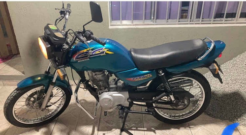 Imagem 1 de 6 de Honda 99