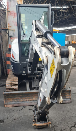 Mini Escavadeira Bobcat Mod. E26 Ano 2022 677,40h C/ Ar Cond
