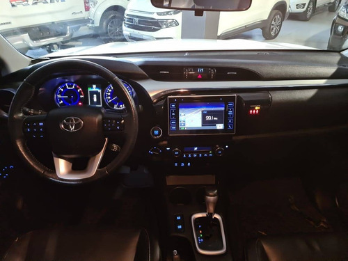 Imagem 7 de 9 de Toyota Hilux 2.8 Srx 4x4 Cd 16v Diesel 4p Automático