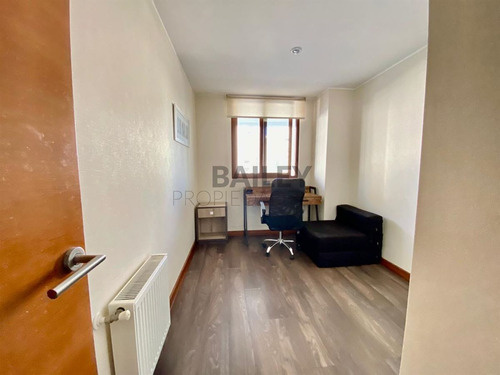 Departamento En Arriendo Amoblado De 2 Dorm. En Concón