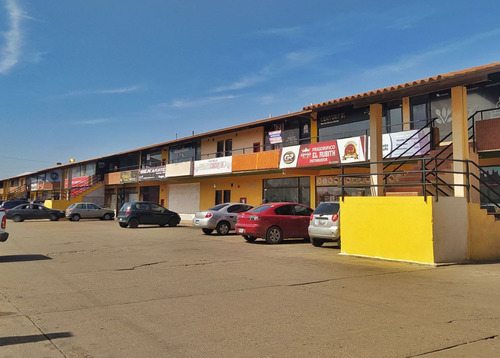 Local Comercial Planta Baja, Listo Para Tu Negocio