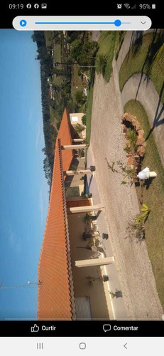 Imagem 16 de 26 de Excelente Chácara Em Guararema Com Casa Térrea Com 03 Dormitórios , Sendo 01 Suíte - Piscina - Churrasqueira - Pomar - Quarto De Hóspede - Vista Panorâmica - Sp - Ch0004_asi