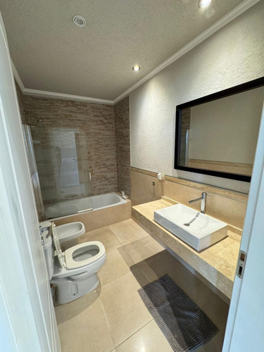 Venta Departamento De 5 Ambientes En Barrio Buenos Aires Village