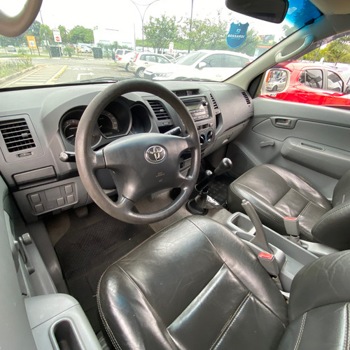 Toyota Hilux 2.5 Cab. Dupla 4x4 4p
