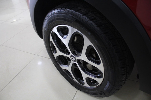 Imagen 19 de 25 de Renault Captur 2.0 Intens Manual Rojo / Negro