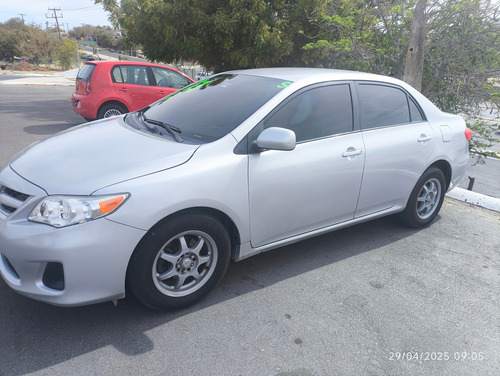 Toyota Corolla LE 1.8 AUTOMÁTICO