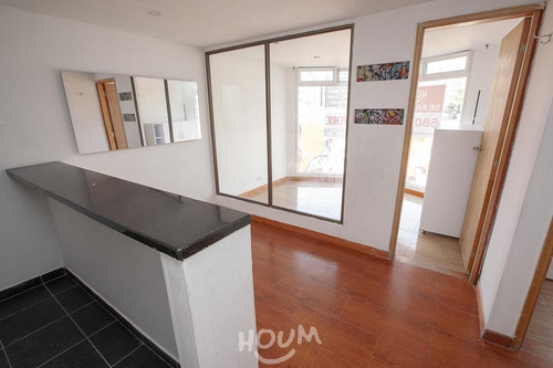 Imagen 3 de 10 de Apartamento En La Catedral, La Candelaria. 2 Habitaciones, 46 M²