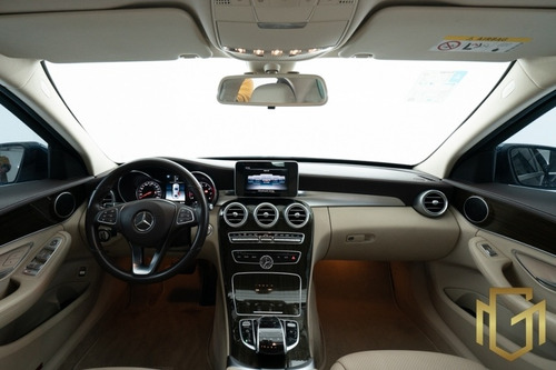 Imagem 3 de 15 de Mercedes 180 Cgi 1.6 Exclusive 2018 Azul