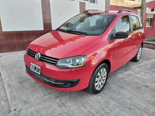 Volkswagen Suran 1.6 Trendline 11b