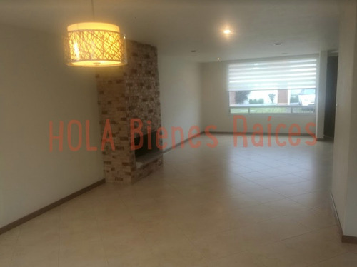 Imagen 2 de 13 de Casa De 3 Recámaras En Privada, Bosque De Las Fuentes