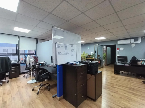 Arriendo Oficina A Pasos De Plaza Prat