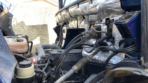 Imagem 17 de 24 de Mercedes Bens 1318
