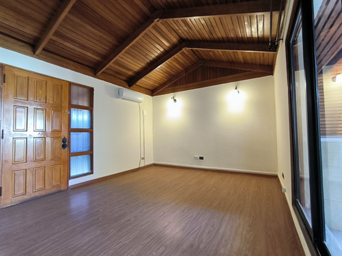 Venta Casa En Parque San Francisco Remodelada Y Ampliada