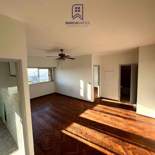 Imagen 16 de 19 de Venta Apartamento 1 Dormitorio Centro Vista A La Bahia Montevideo
