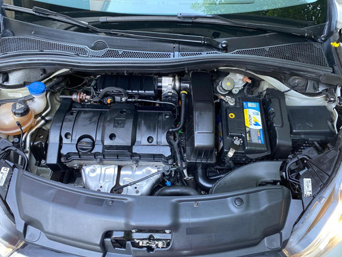 Peugeot 208 1.6 Feline Tiptronic