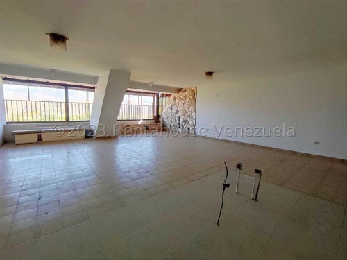 Imagen 4 de 17 de Penthouse En Venta Los Jardines Urb San Jacinto, Maracay 23-20479 Hc