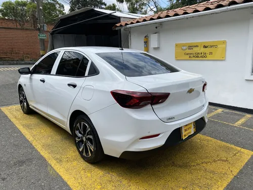 Chevrolet Onix 1.0 Lt