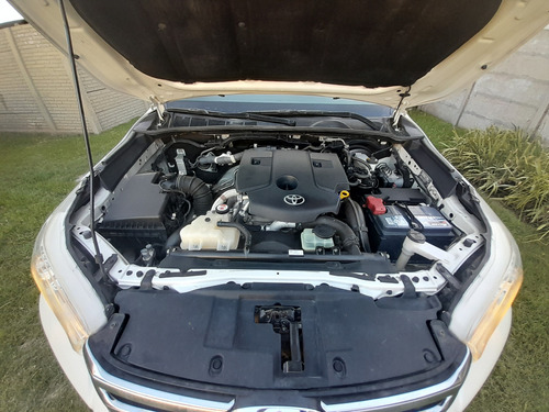 Toyota Hilux Pick-Up 2.8 Cd Srv 177cv 4x4 At