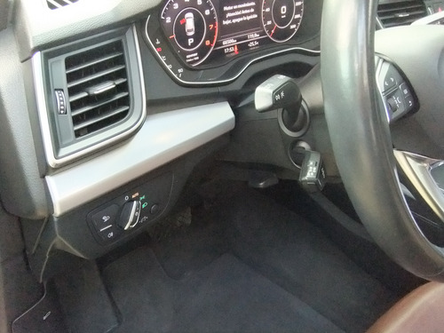 Audi Q5 2.0 L T Select Dsg