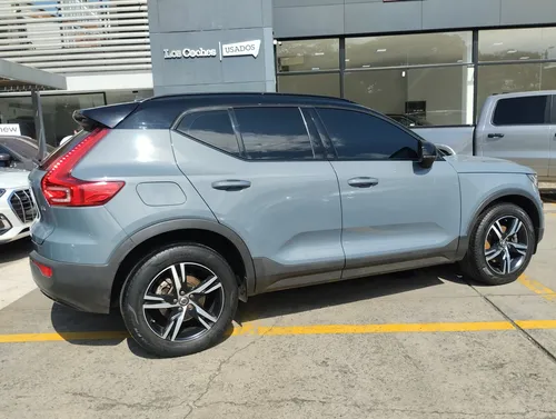 Volvo XC40 2.0 T5 Awd R-design