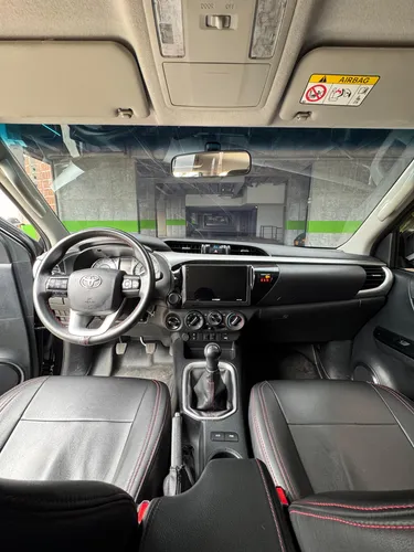 Toyota Hilux 2.4l