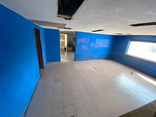 Bodega Y Oficinas En Renta / Área Federal Central De Abastos, Iztapalapa-cdmx