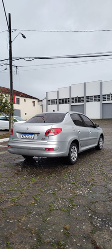 Peugeot 207 Sedan Passion XR 1.4 Flex 8V 4p
