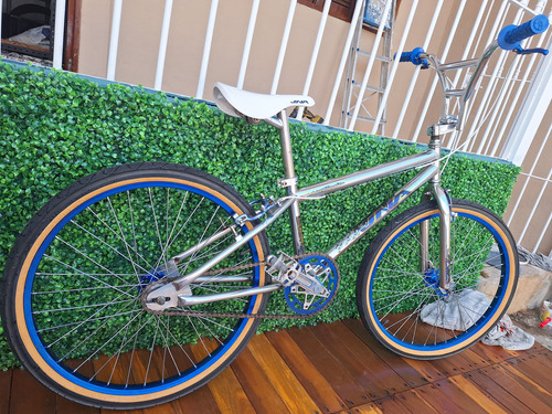 Bicicleta Jna Big Aro 24 Light Cromada Anodizada Azul 24 " (Usado)
