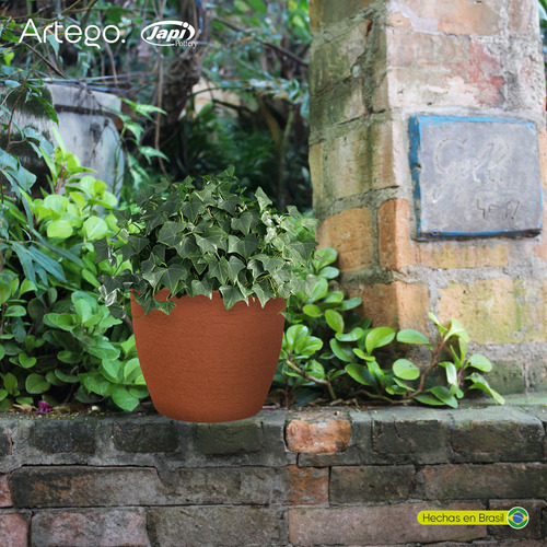 Maceta Moderna Para Exteriores Compacta De 20 Cm De Alto Cota Color Terracota De Polietileno Ultra Ligera Artego Japi Hecho En Brasil
