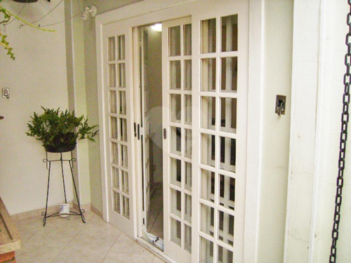 Imagem 19 de 30 de Sobrado Residencial - 3 Dorms -2 Vagas - À Venda No Centro - Reo50570