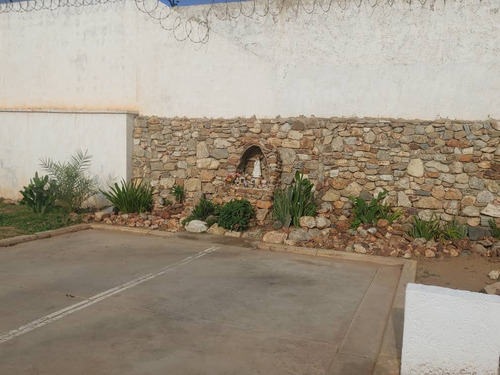 Venta De Casa En La Juan Baustista Margarita