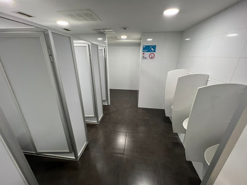 Imagen 6 de 22 de Excelente Oficina De 1.000 M2 En Arriendo/centro De Temuco