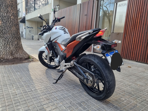 Imagen 2 de 25 de Honda Twister