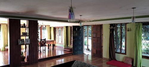 Casa Quinta De 6 Ambientes Sobre Una Superficie De 1 Hectarea De Parque