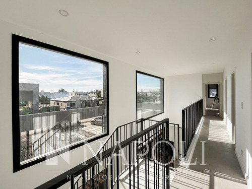 Venta De Casa A Estrenar, En El Rebenque Canning