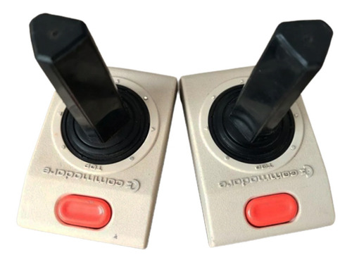 2 Joysticks Oficiales De Commodore C-1311 De 1982 (detalles)