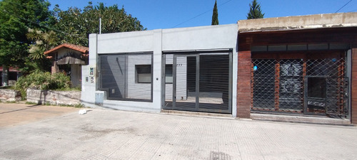 Lote En Venta Con Local Y Casa En Lote Propio En Centro Comenrcial De Villa Luzuriaga En Calle Principal Av. Arieta
