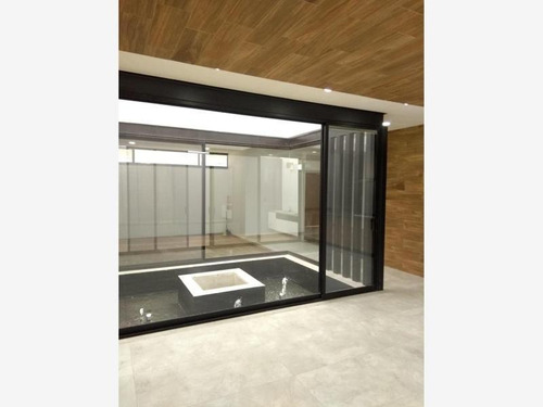 Casa Sola En Venta Loretta
